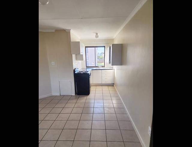2 BEDROOM PROPERTY TO RENT IN GULDENLAND